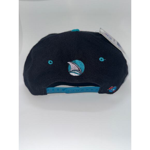NWT Vintage San Jose Sharks NHL We Cover the World Universal Hat Snapback - Picture 3 of 5